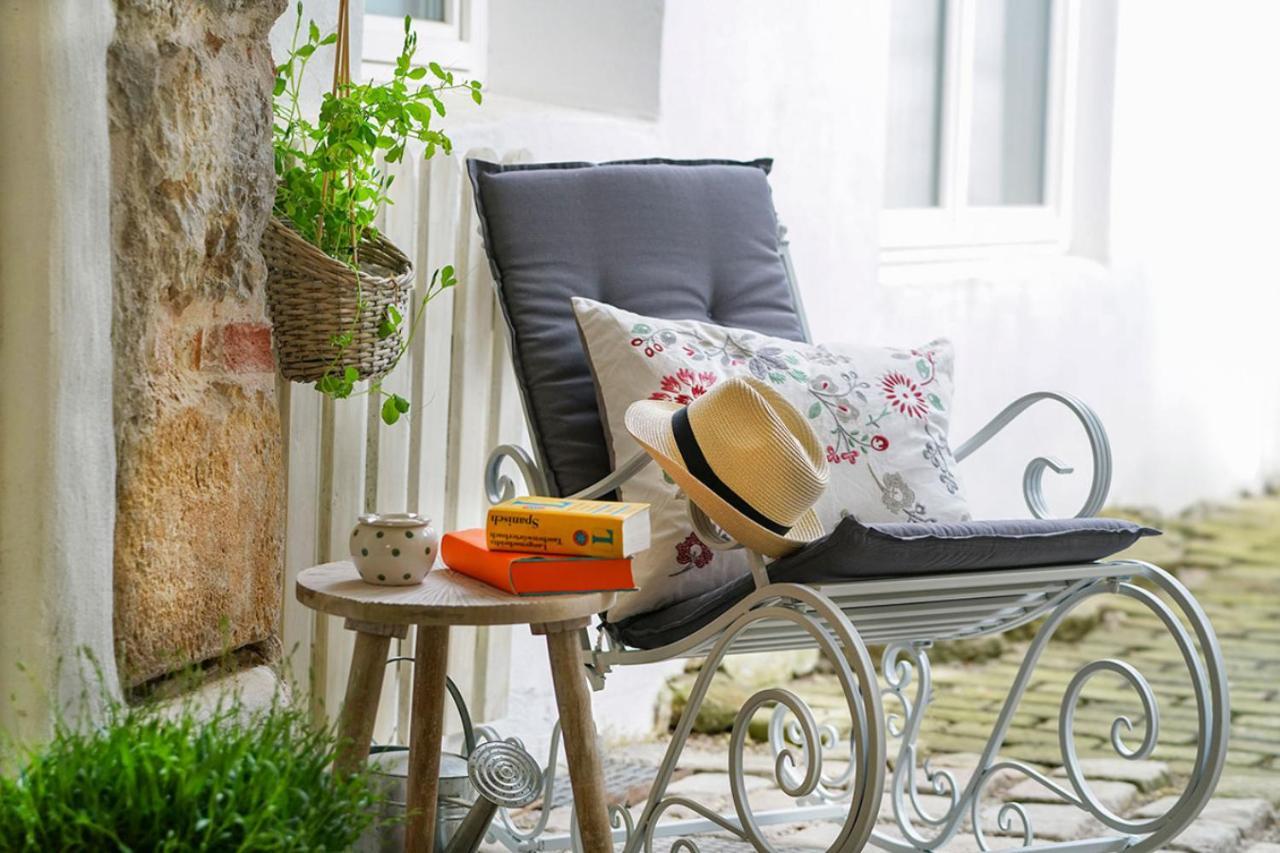 Roomerie Im Zentrum Sulzbach-Rosenberg Buitenkant foto